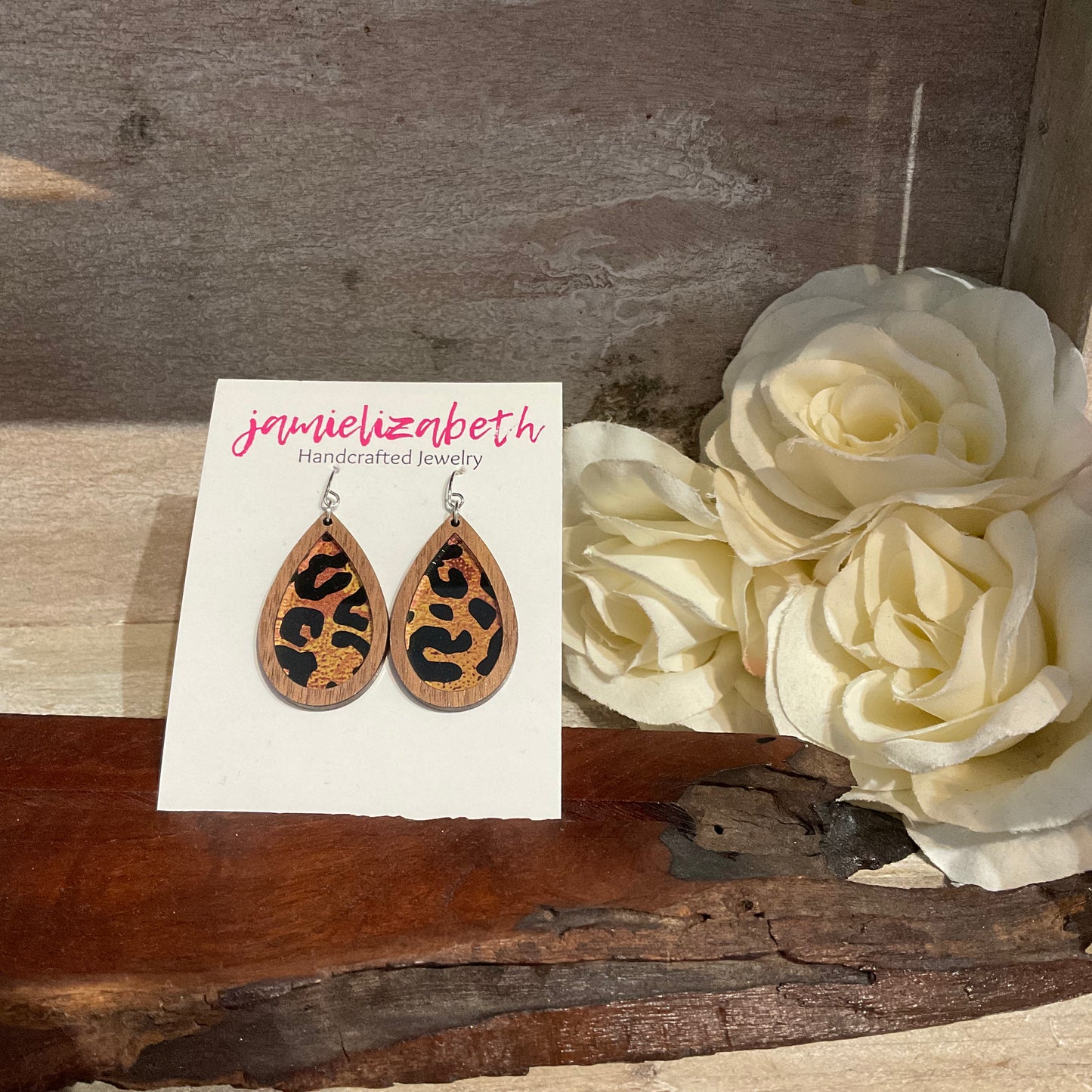 Leopard acrylic Earrings In Walnut