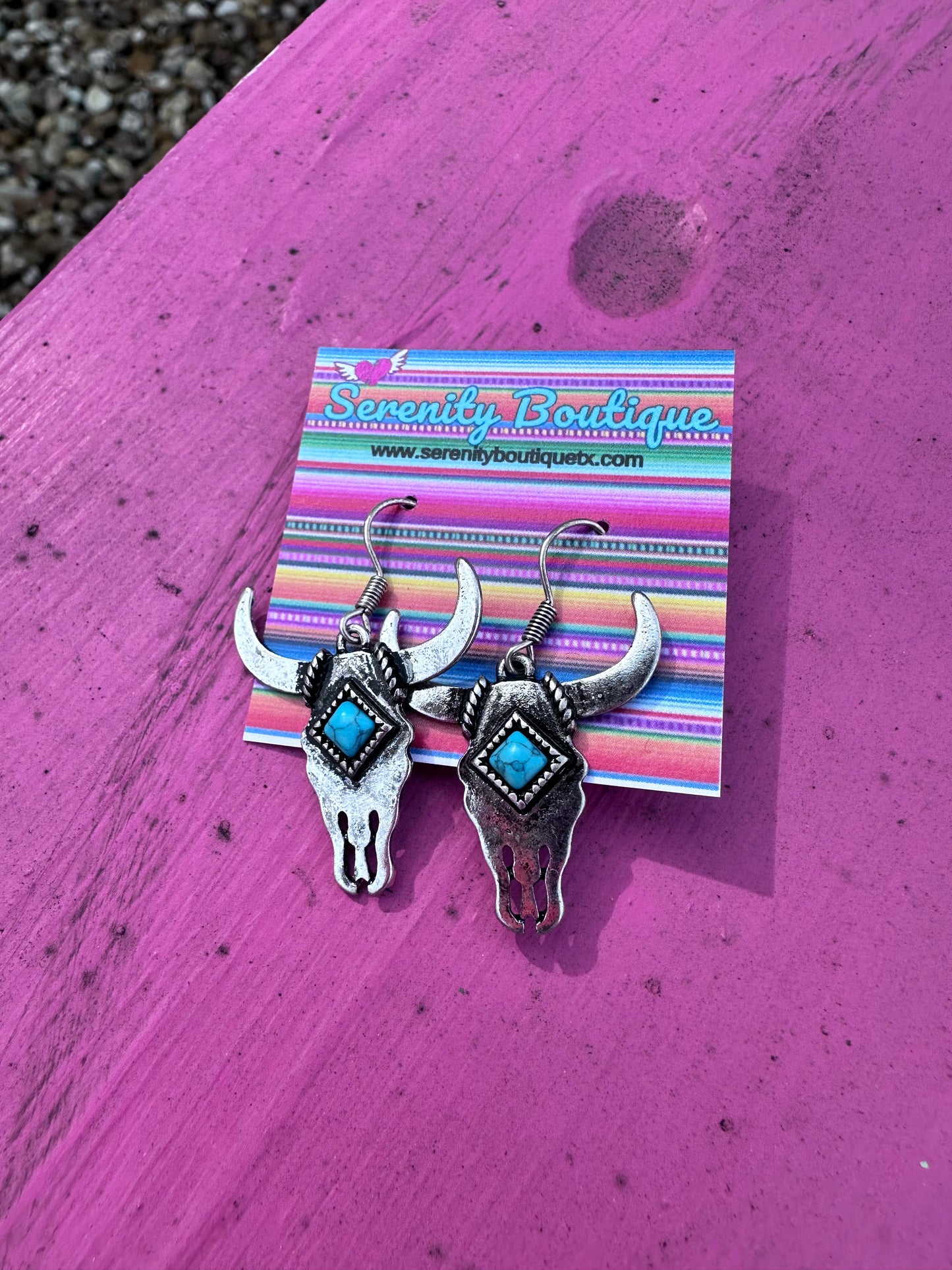 Lavaca skull earrings