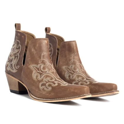 La Ponderosa Leather Booties in Chocolate