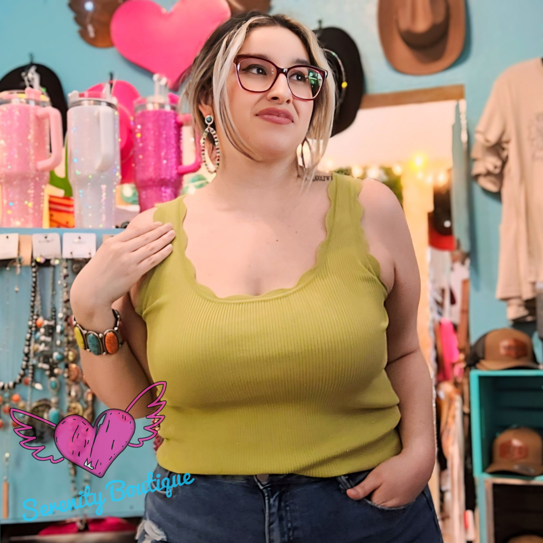 Scalloped Story Tank