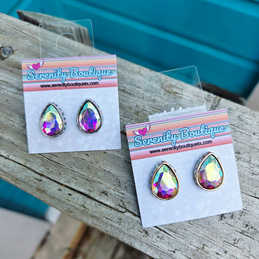 Small Teardrop Today Studs