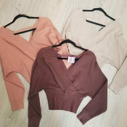 Cropped Sweater Top