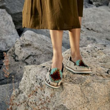 Cambria Sneakers