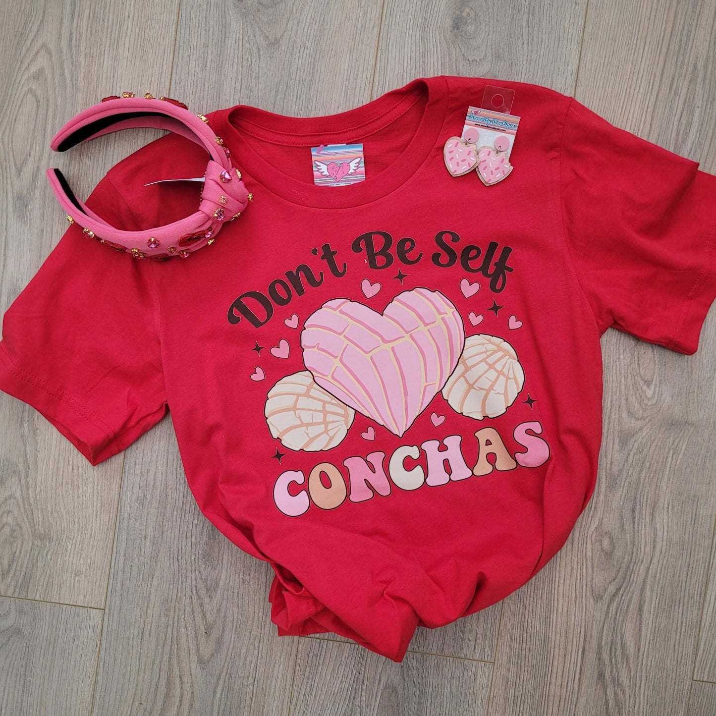 Self Conchas Tee